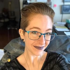 Meet your Posher, Miriam